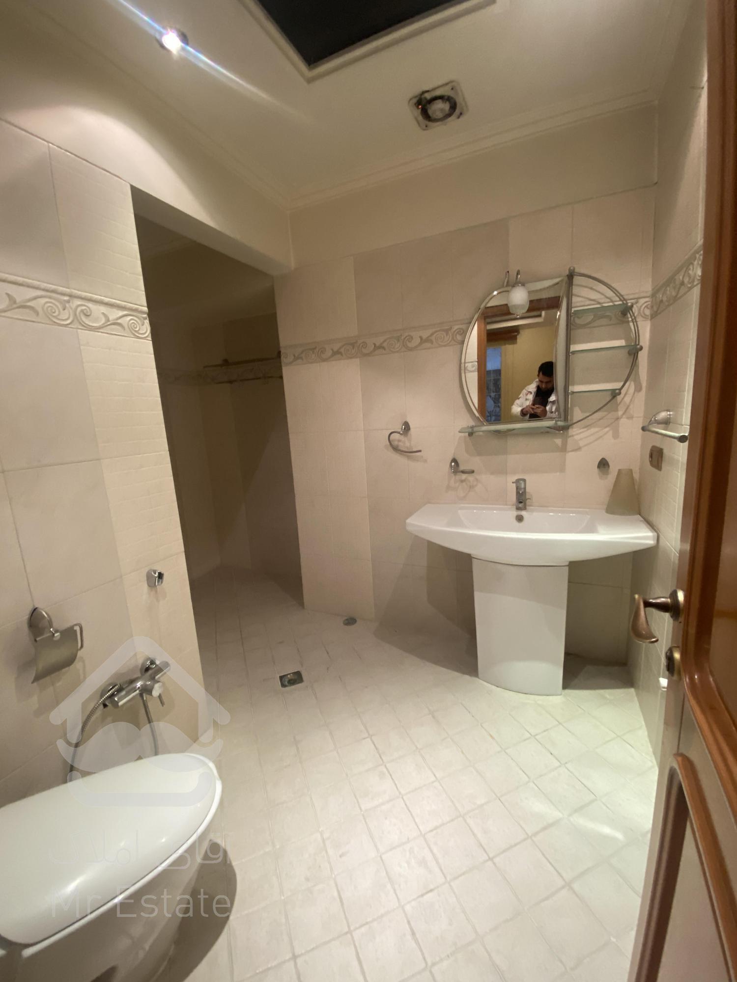 فروش آپارتمان ٣٣٣ متری فرمانیه