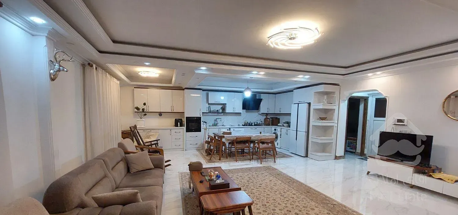 فروش ویلایی شیک میدان فرمانداری