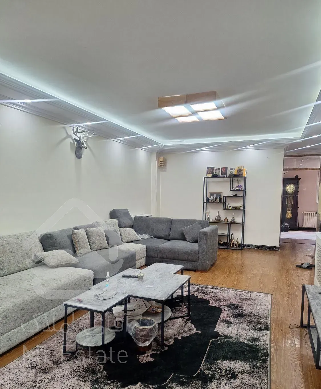 ۹۰متر/ صادقیه/بدون مشابه در منطقه