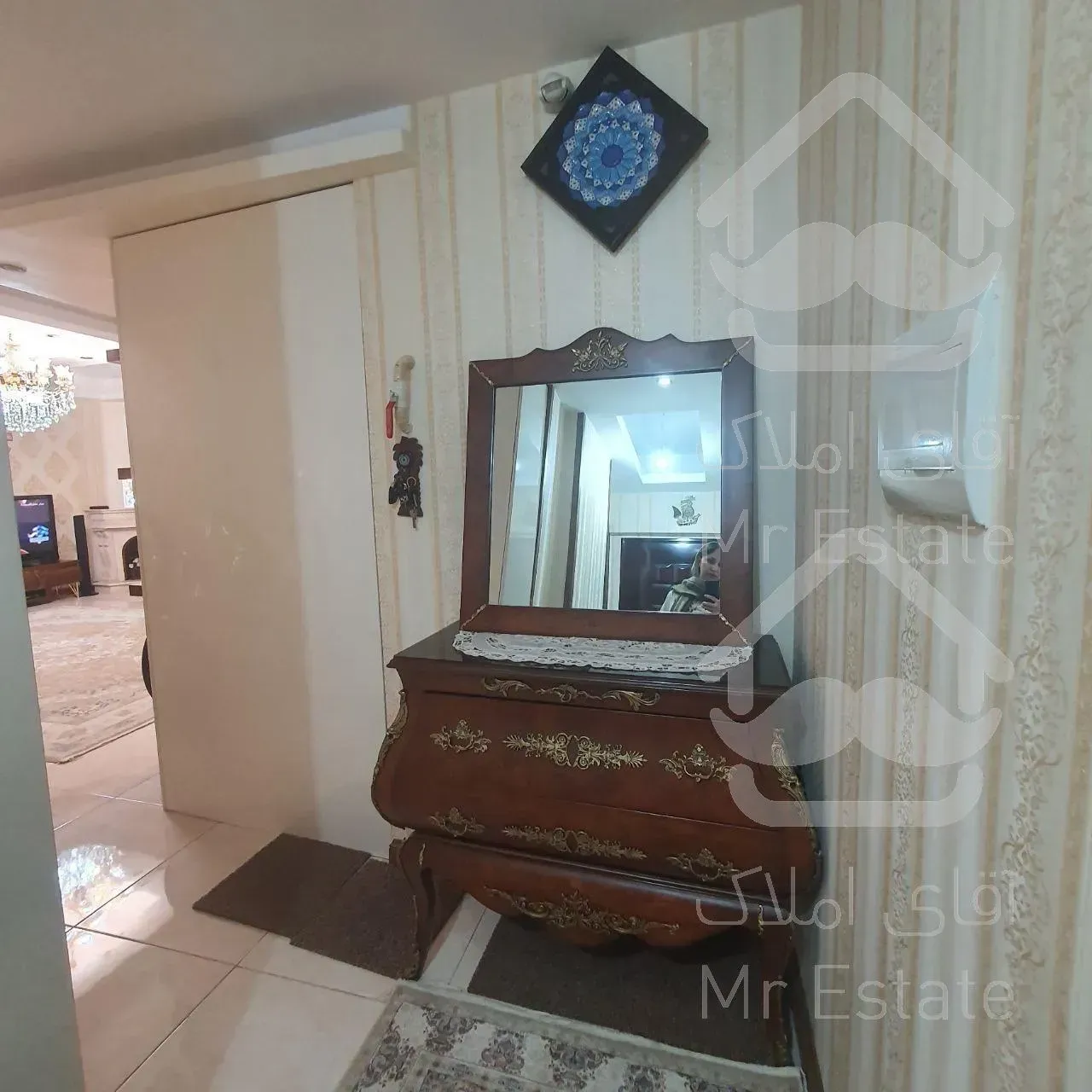 فروش آپارتمان 110 متری در گلشهر