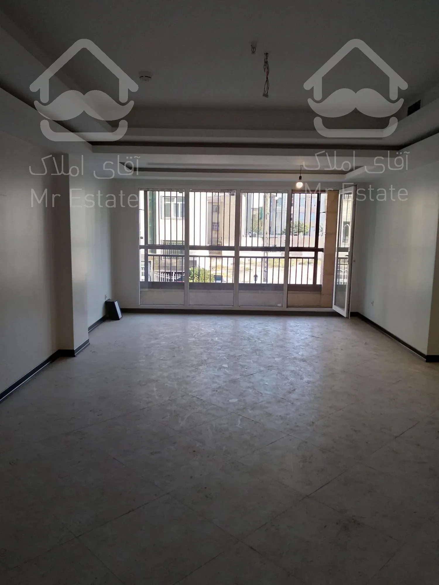 ۱۱۰متر موقیعت اداری صادقیه