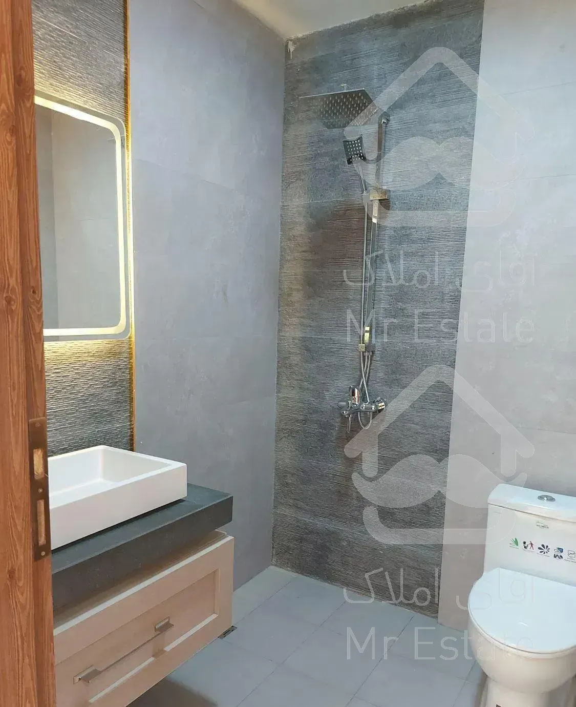 توانیر ۱۲۶متر (نوساز )