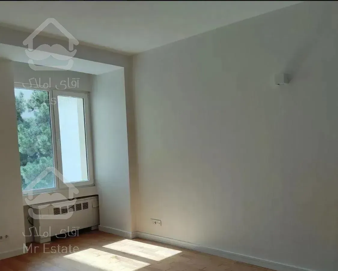 فرمانیه(سنبل)۳۳۰متر۴خواب/تراس/فرنیش