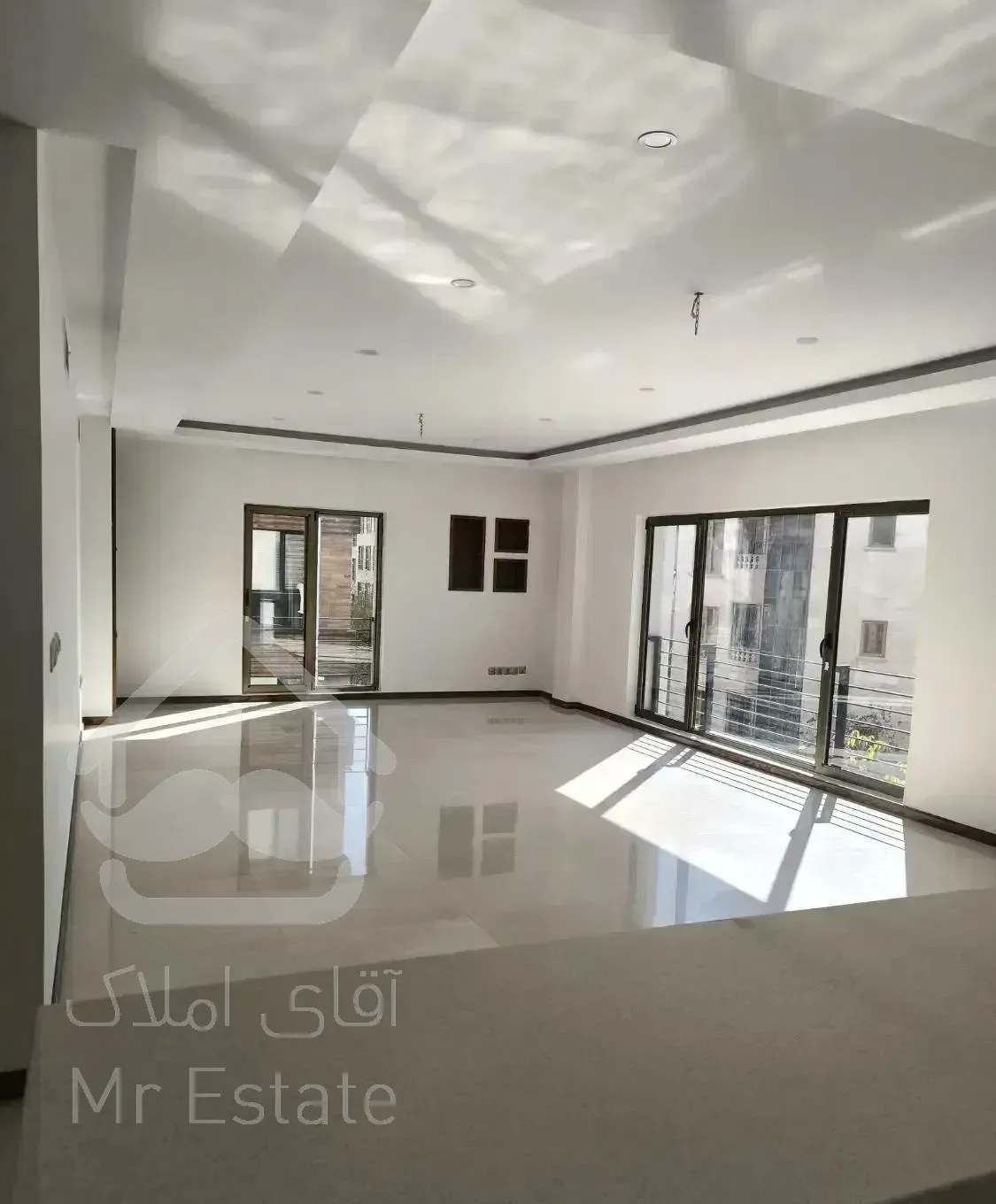 ۱۴۵متری/۳خوابه/چشم انداز پارک/صرافها