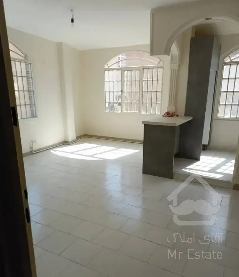 ۱۶متری‌اول/فرهاد‌حسینی/۹۰متر،با پارکینگ و انباری