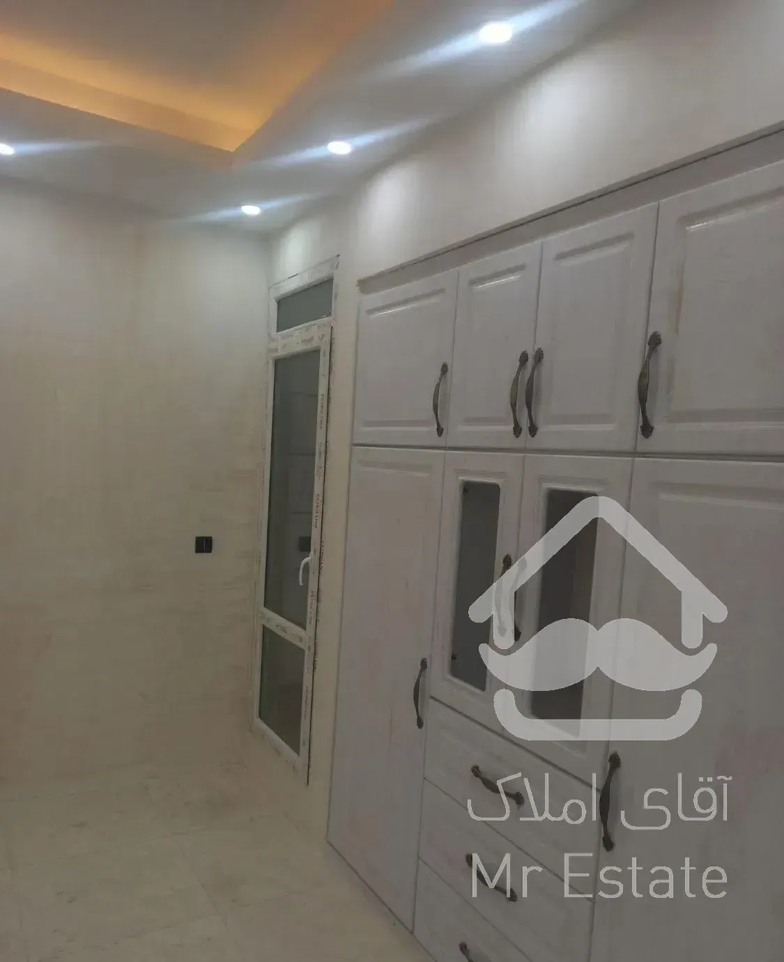 آپارتمان ۱۰۰ متری دو خوابه خوش نقشه فول امکانات