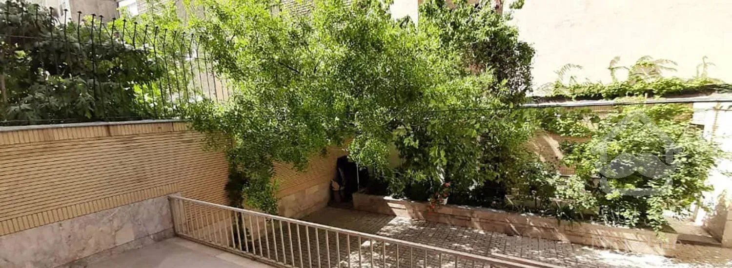 همکف درب مستقل/راه جدا/70 متر حیاط/مناسب کافی شاب