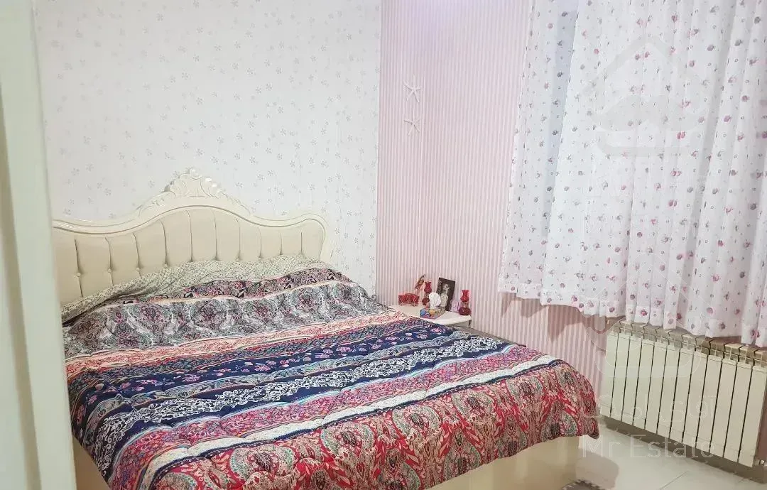 85متری 2خواب فول امکانات/شمال دریاچه چیتگر/منطقه22