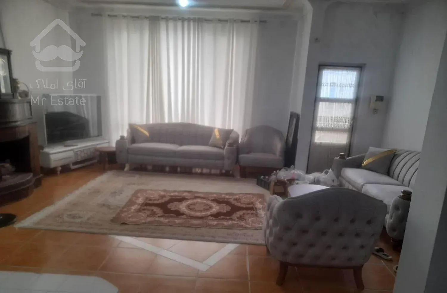 فروش آپارتمان زیرقیمت دوخوابه مرکزبهشهرخ فرهنگیان