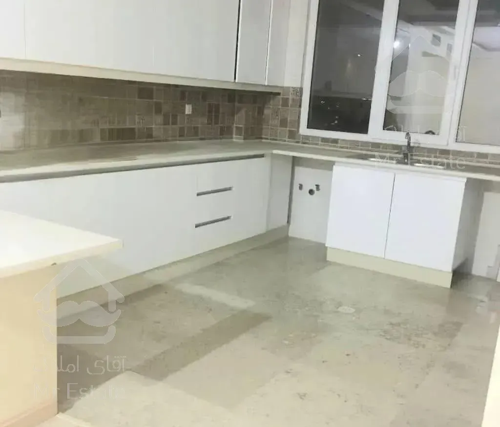 آپارتمان ۹۷ متری ، نوساز ،  فول امکانات