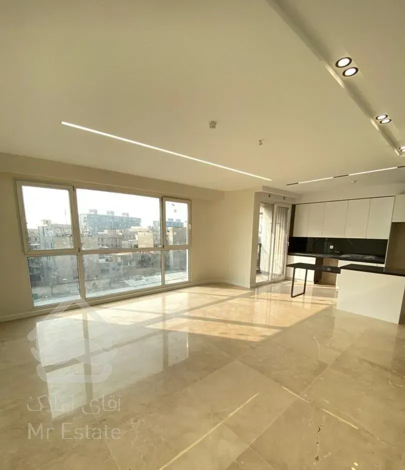 سهروردی پالیزی ۹۶ متر غرق در نور تکواحدی