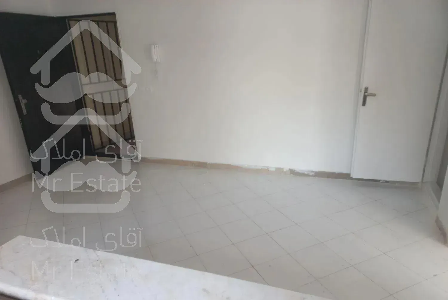 ۴۵ متر آژیده طبقه دوم نزدیک مترو حر