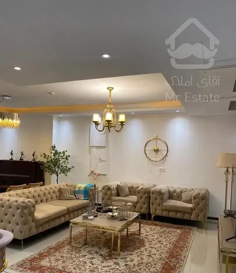 ۱۳۵متر گلابدره *فوق شیک و ۳خواب و تک بازدید*