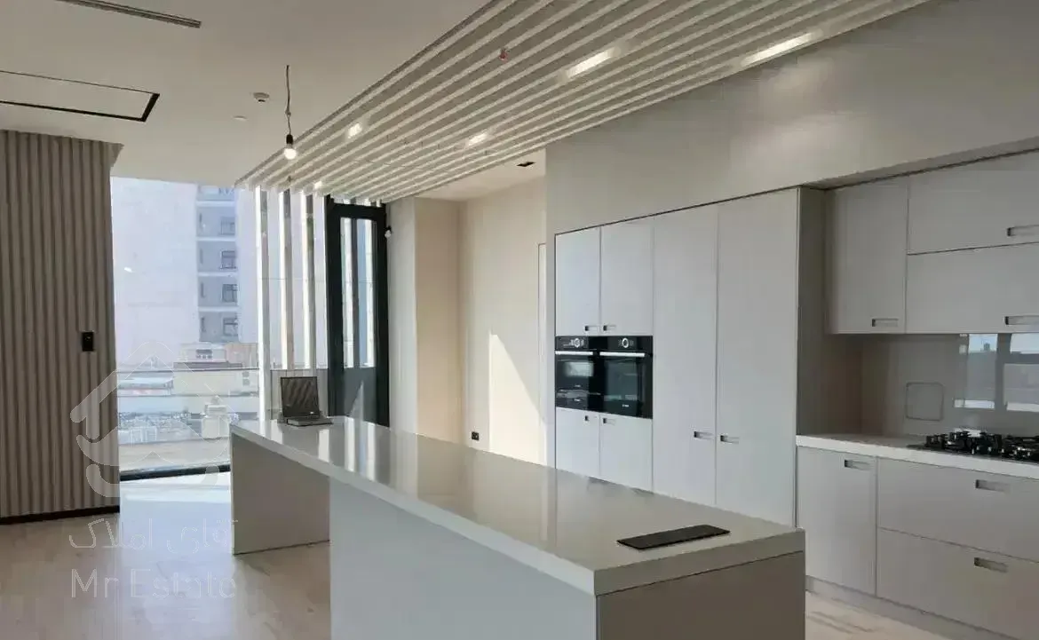 ۱۸۰متر غرق در نور/۳خواب/پاسداران/ قابل مذاکره