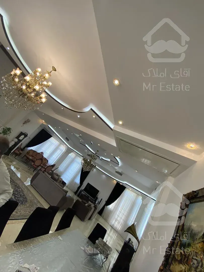 فروش کاخ ویلا تریبلکس لاکچری/دارای سند ششدانگ