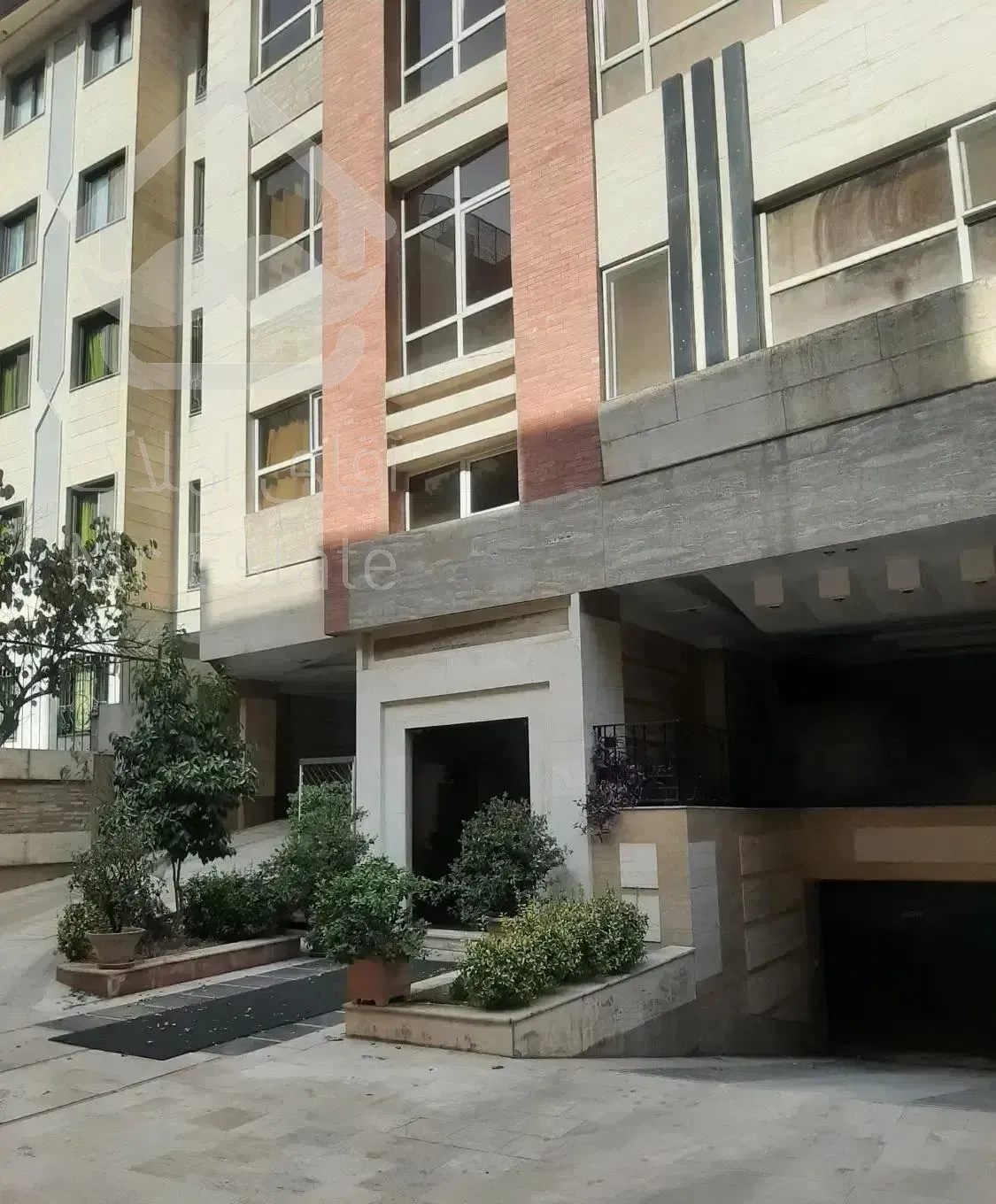 ۱۷۰ متر دیباجی