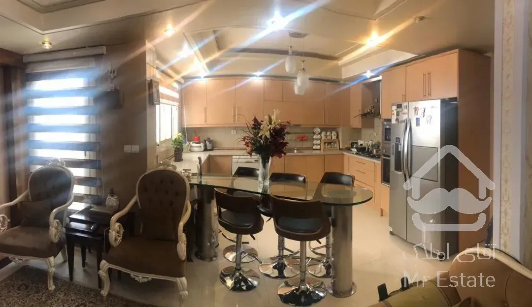 184 متر بهترین لوکیشن نیاوران مهماندوست