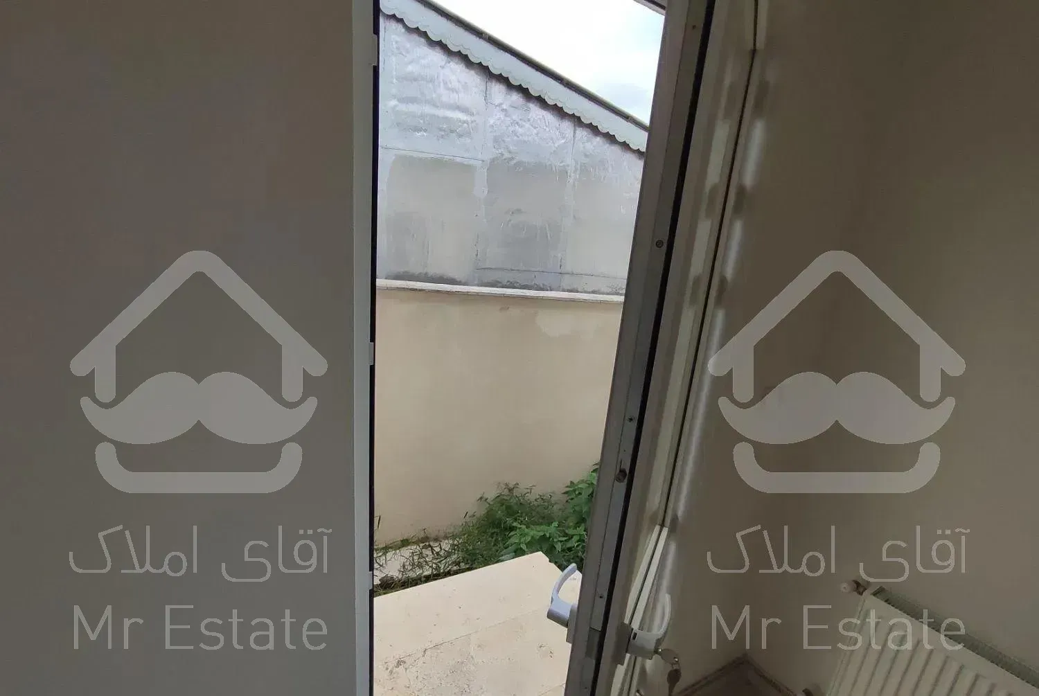 ویلا۲۲۰متری خوش ساخت و شیک سه خوابه ۵دقیقه ساحل