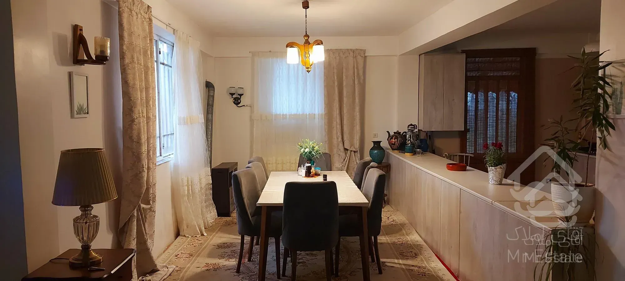 180متر ویلا داخل 3000 متر باغ فروش فوری