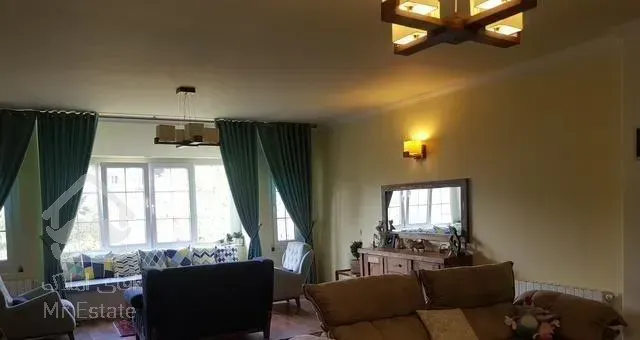 آپارتمان تک واحدی 148 متری با 180 متر قدرالسهم