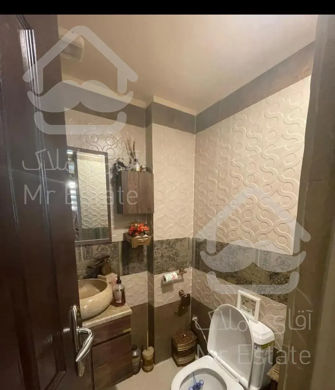 ۶۵متری/دوخواب/ خوش نقشه