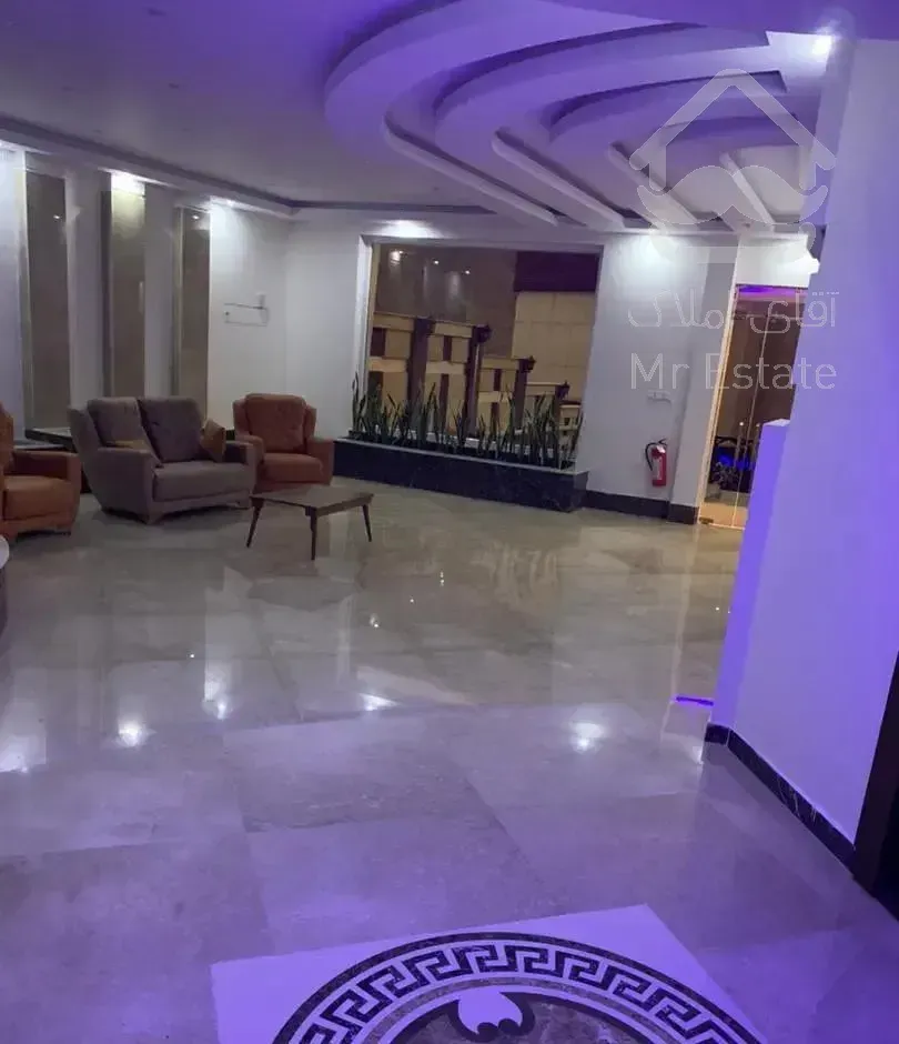 آپارتمان میگون نو ، پرپنجی ، ساختمان دیاکو