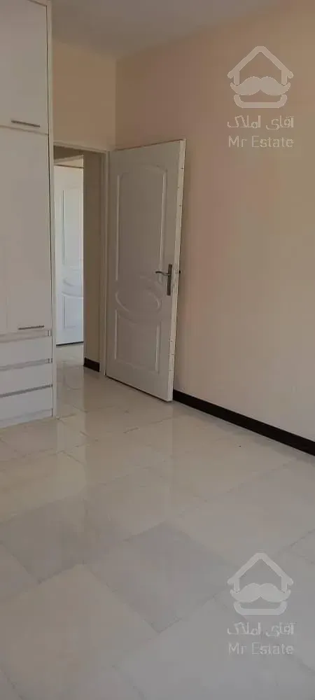 آپارتمان 83 متری