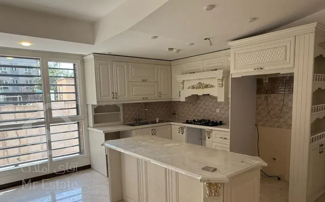 آپارتمان ۱۲۸ متری /۲ خواب/ فول / مدبر