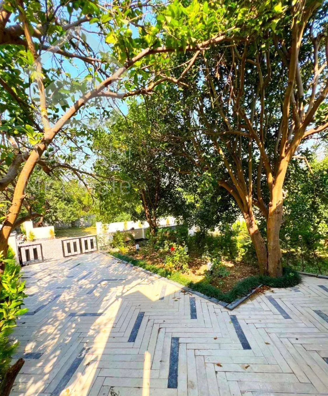 ویلایاغچه۱۸۰ متری/شهرک باغ پرتقال حومه محموداباد