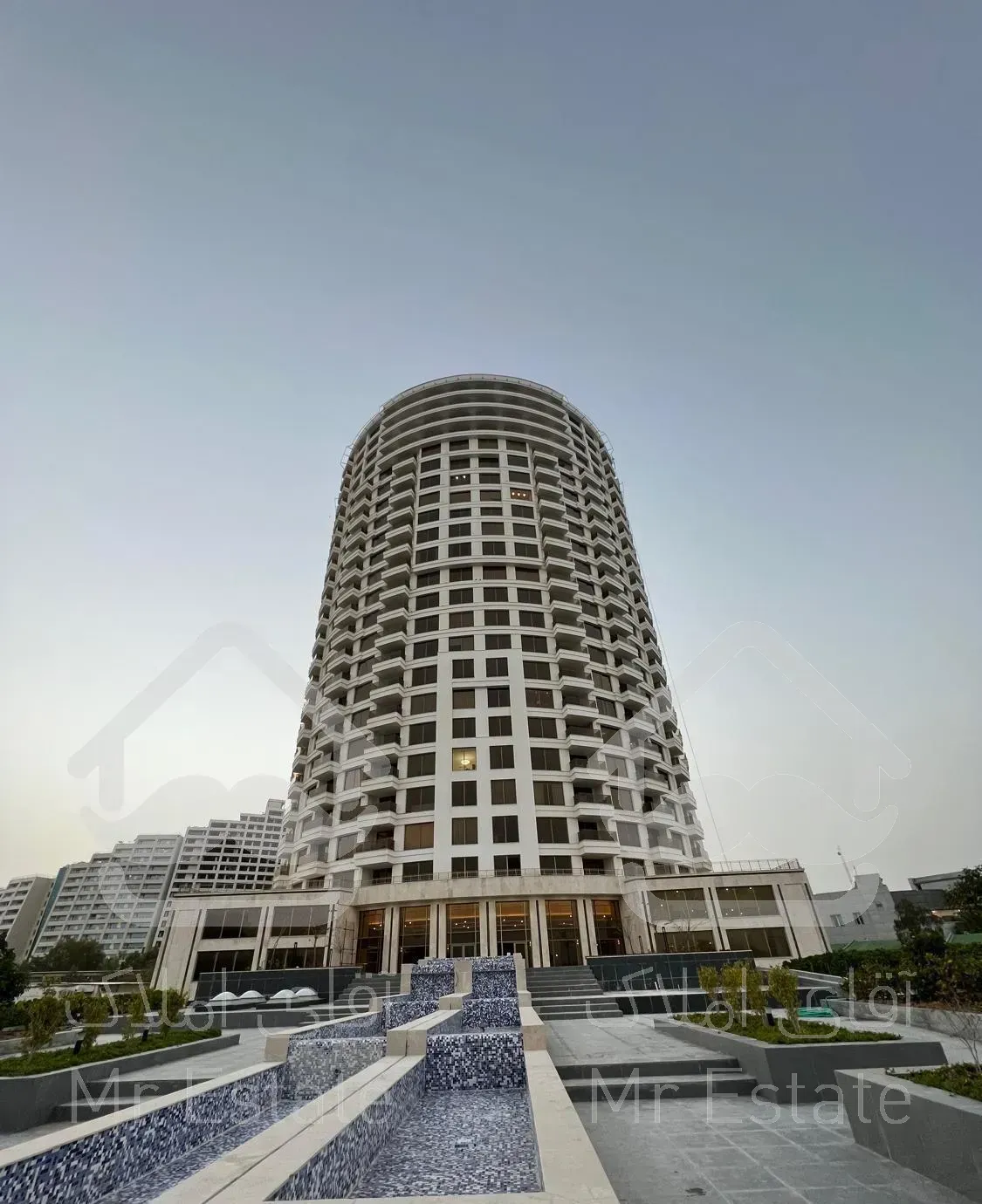 برج شاراکس ۱خواب ۷۴متری دید کامل دریا