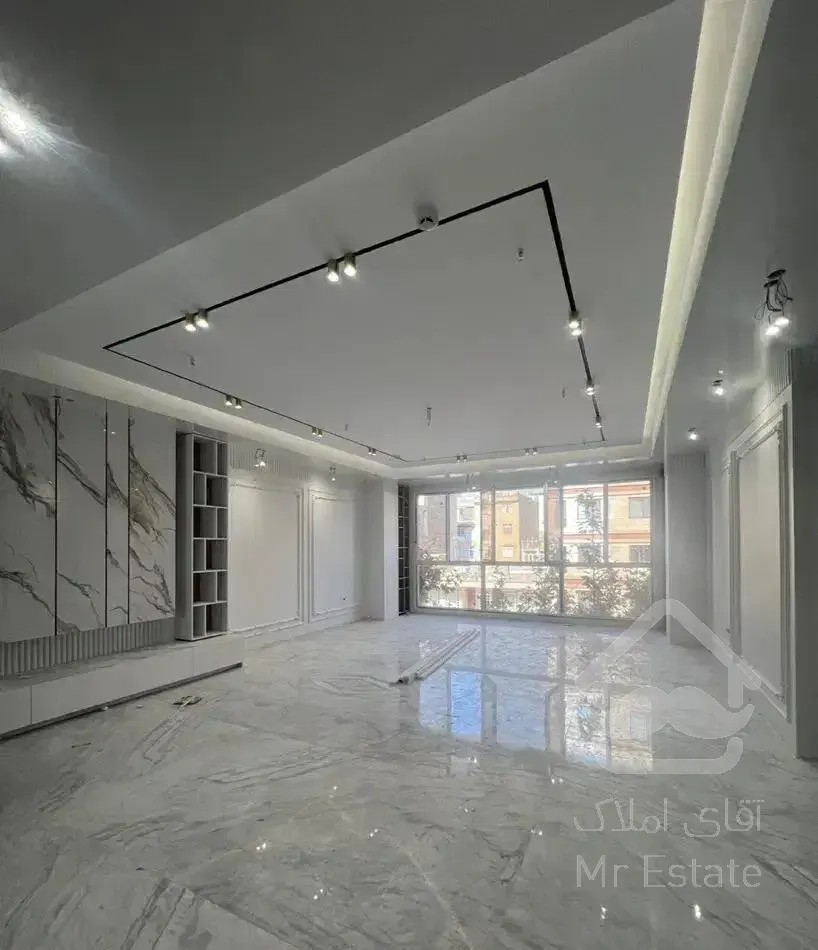 ۱۵۲متر۳خ/ساخت برند ایزدپناه/۲پارکینگ/لابی*روف