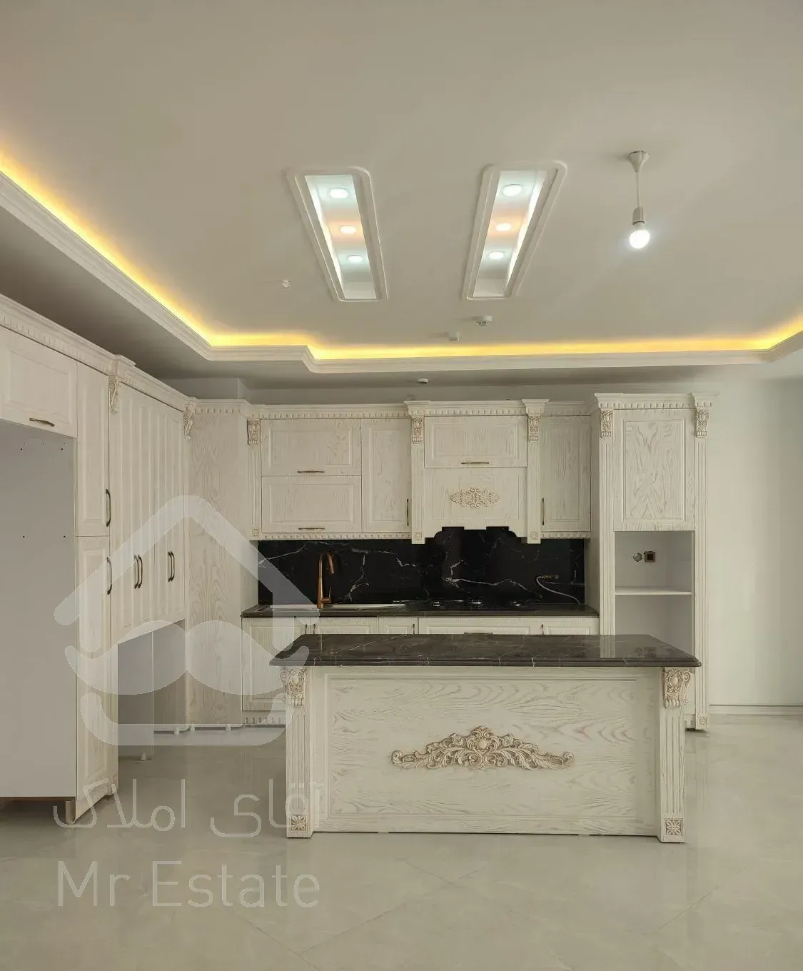 ۹۰متر ۲خواب در چهارراه اول حاشیه امام رضا فلکه برق