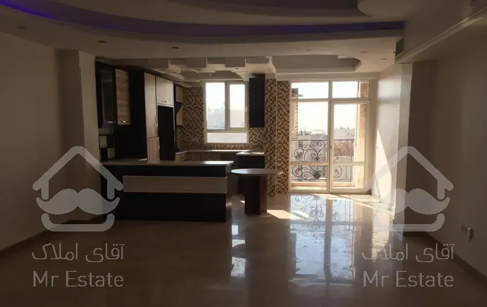 ۸۵ متر ۲ خواب دیباجی جنوبی