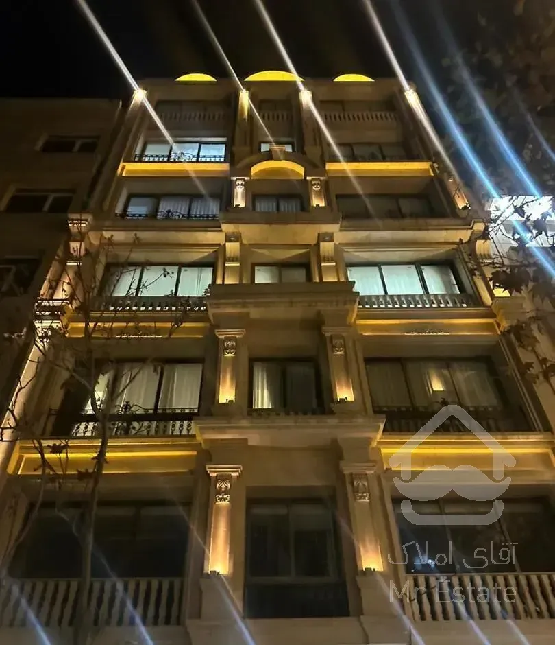 ۱۶۲ متر / سه خواب / ابتدای اقبال لاهوری