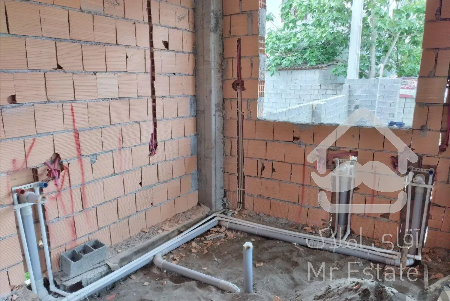 اجرای تاسیسات لوله کشی آب ساختمان واستخر(لوله کش)