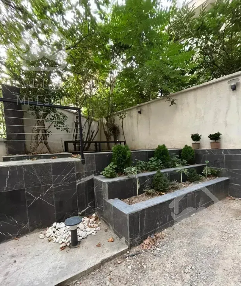 115 متر / 2 خواب / کلید نخورده / روف گاردن