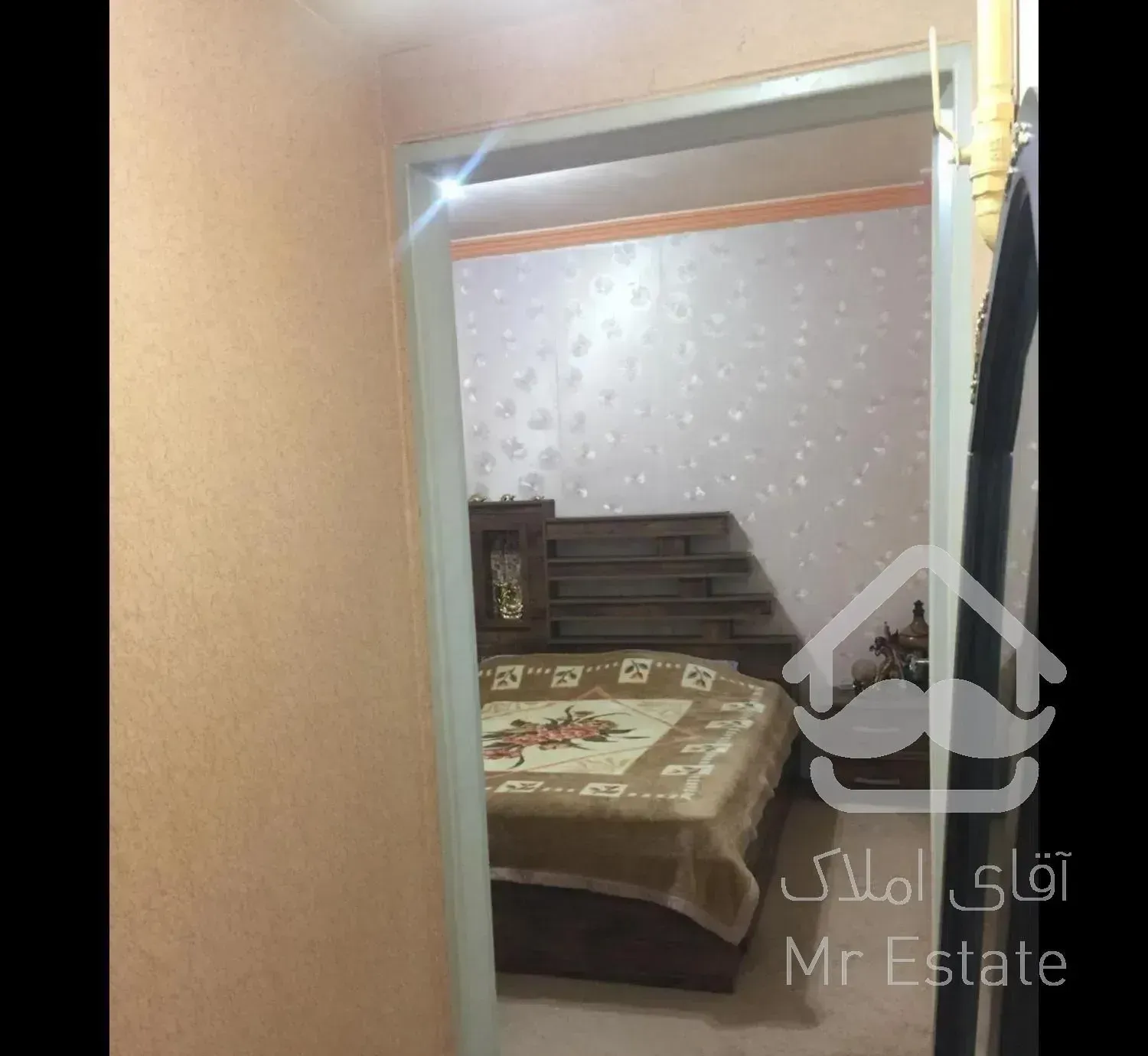 آپارتمان 60 متر/طبقه اول/پارکینگ/مترو کمیل