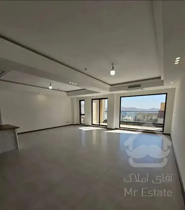 فروش واحد ۱۲۵ متری / سند دار / سه خواب / گلشهر