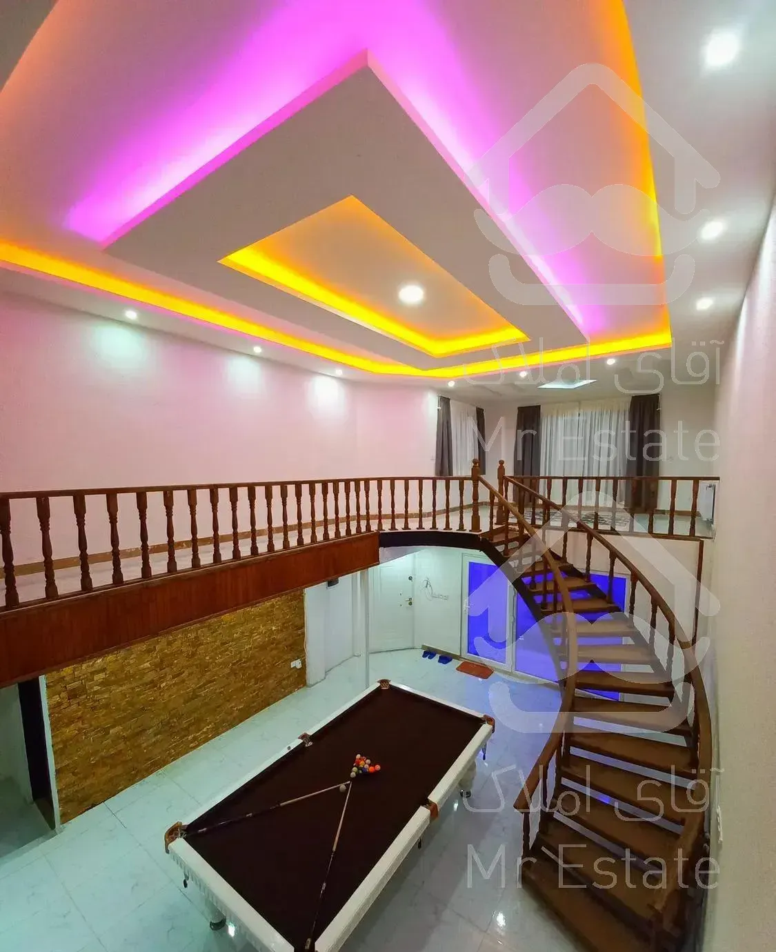 اجاره  ویلا استخر دار فول گیم ساحلی