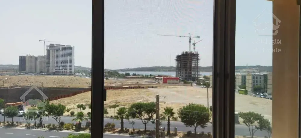 ۱۵۰ متر سه خواب / چیتگر / ویو دریاچه