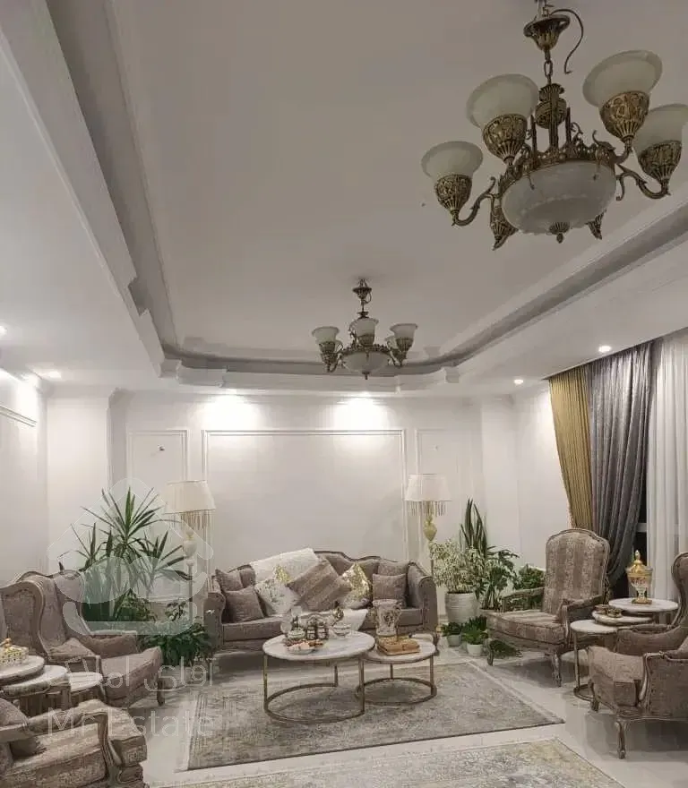 ۱۶۵متر گلابدره *نوساز و فوق شیک و عروس منطقه*