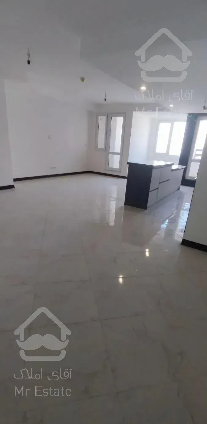 118متر دو خوابه/برج مروارید/18ماه/ویو دار