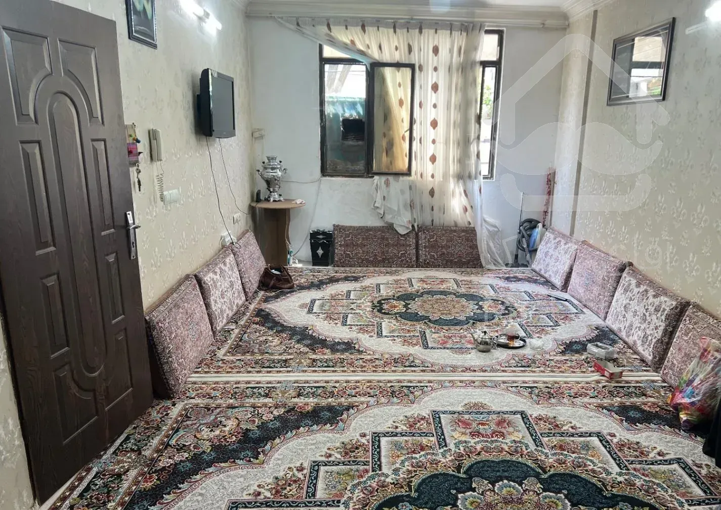 آپارتمان ۷۰متری طبقه اول تمیز و حاشیه