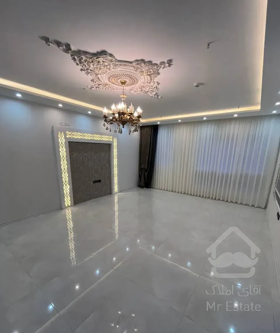 آپارتمان105متری/نزدیک به حاشیه/سرجلو/اکبری