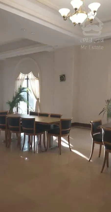 نیاوران ۲۵۰ متری ۳ خوابه فول امکانات و مشاعات