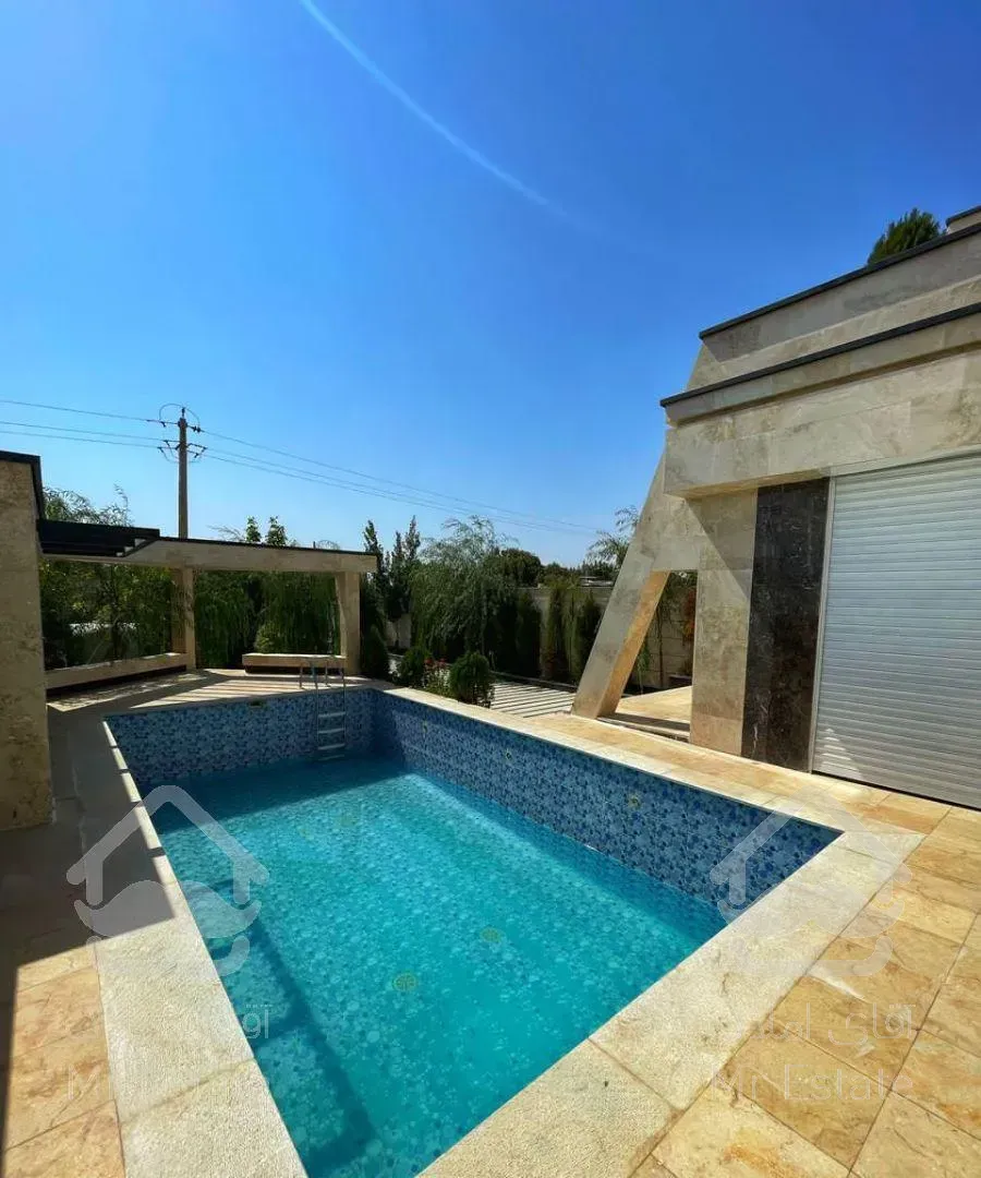 ویلا ۳۵۰ متر سنددار جاده سهیلیه کرج کردان