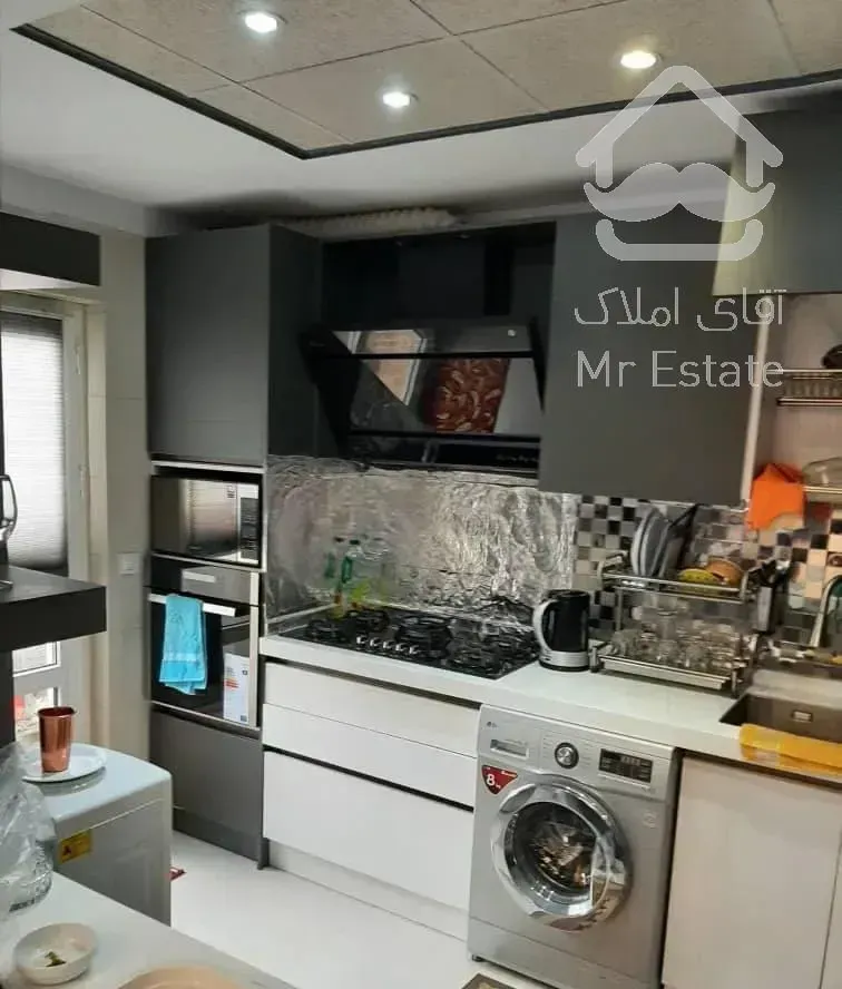 آپارتمان ۸۲ متری.دوخواب.چیتگر.منطقه ۲۲