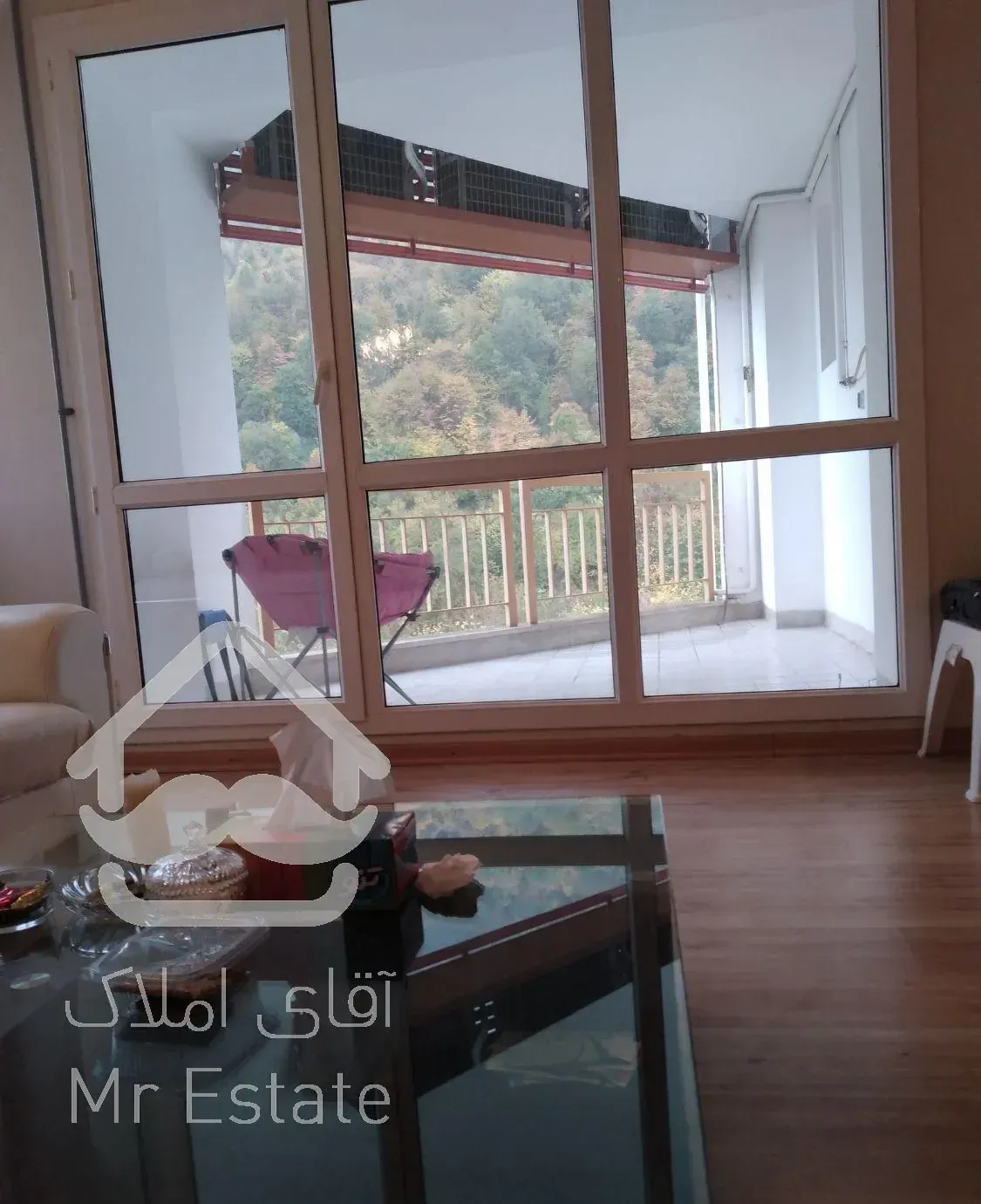 اجاره واحد۱۳۵متری در برج         شهرک نمک آبرود