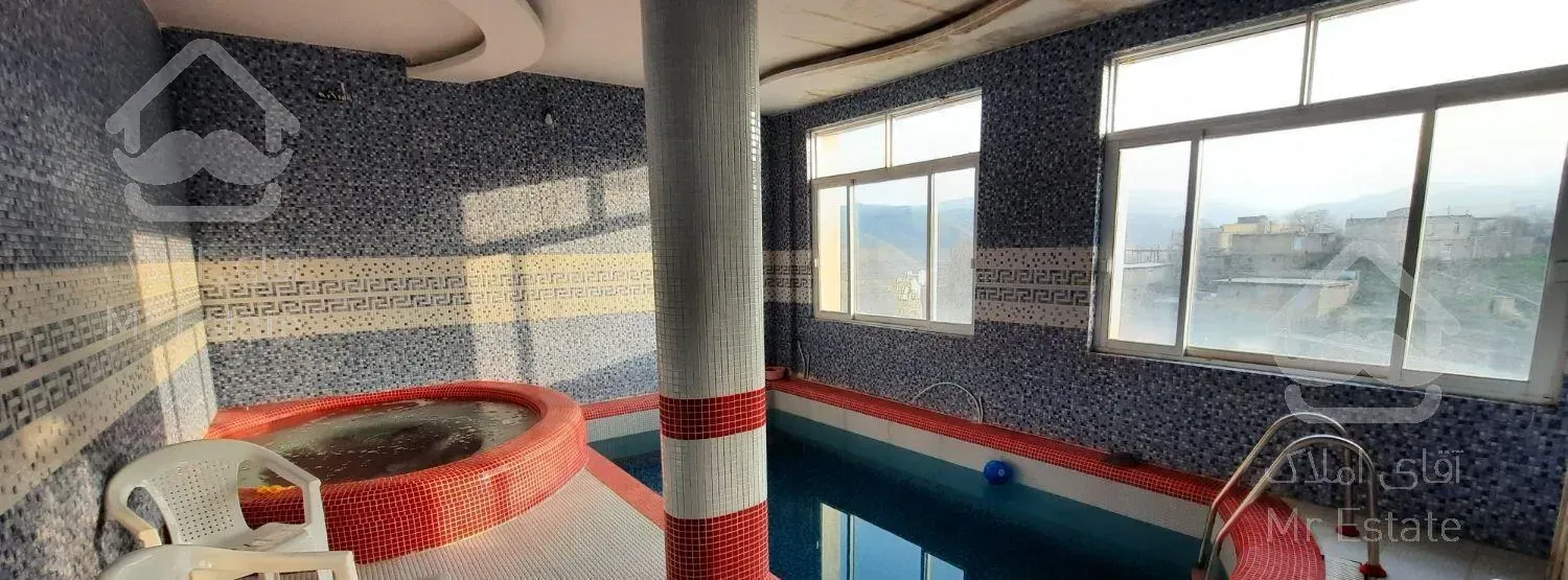 ویلا استخر جکوزی ۳طبقه فوق تمیز
