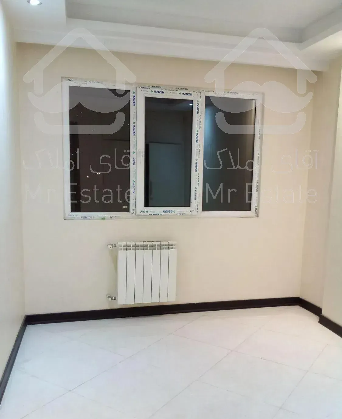 ۱۲۰متر ۲خوابه فول امکانات بنا۳ساله تکواحد